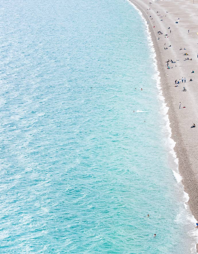 Cala Finestrat | Playa Vista aérea de la orilla del mar de Cala Finestrat