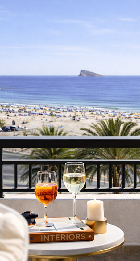 Apartamentos Odysea, Cala Finestrat Terraza con vistas al Mar y a la playa de Cala Finestrat